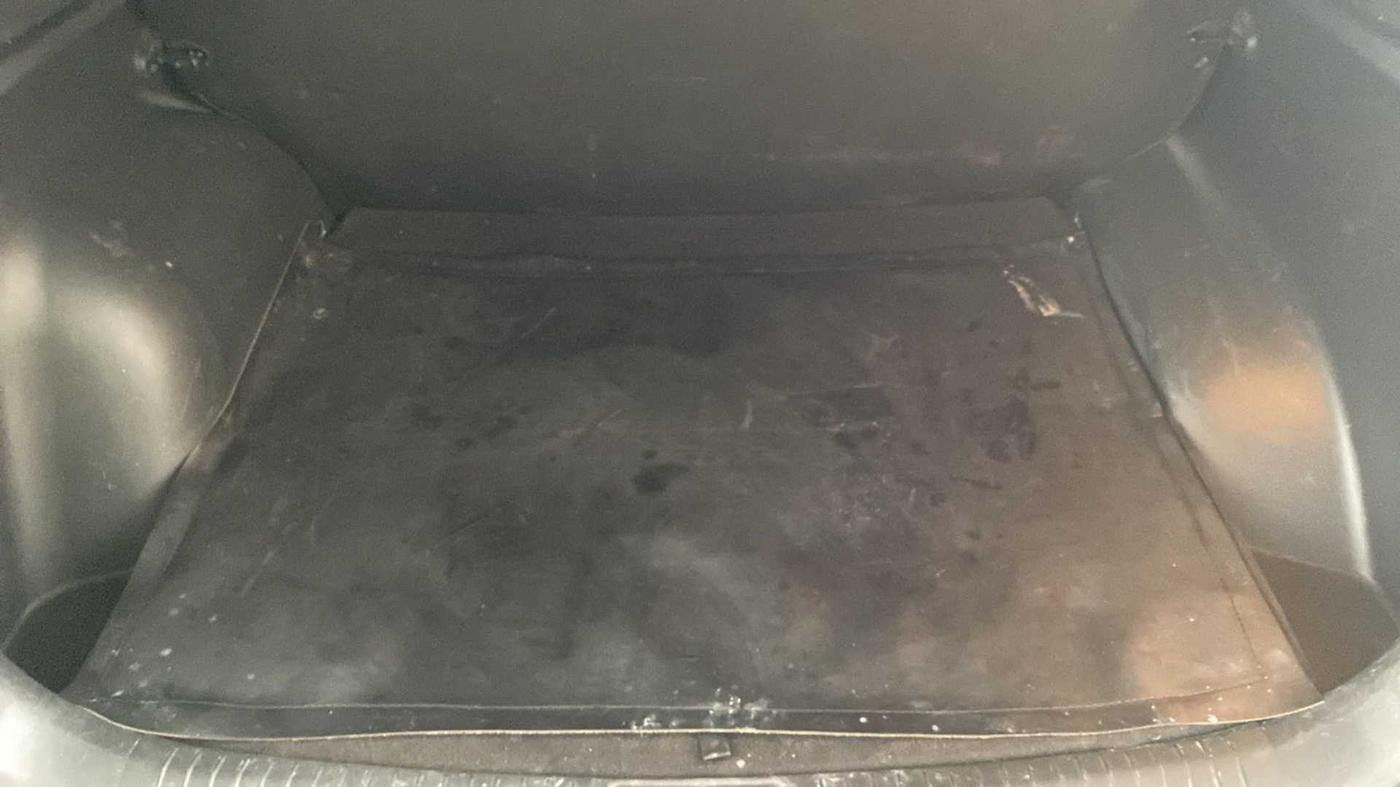 2018 Hyundai Creta S PLUS 1.4 DIESEL, Diesel, Manual, 88,873 km, Boot Inside