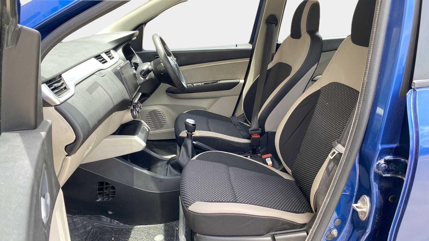 2021 Renault TRIBER RXZ, Petrol, Manual, 29,603 km, Right Side Front Door Cabin