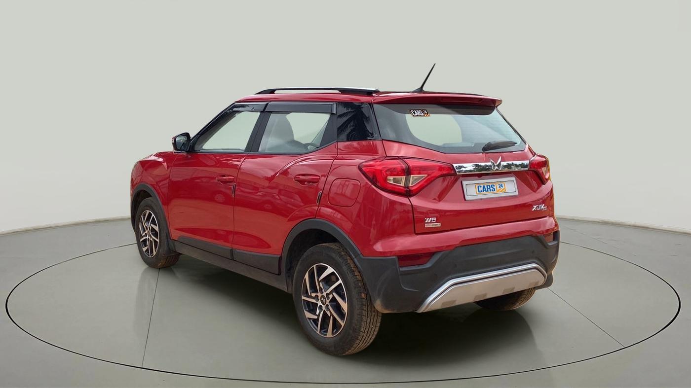 2023 Mahindra XUV300 W8 (O) 1.2 PETROL AMT, Petrol, Automatic, 5,990 km, Left Back Diagonal