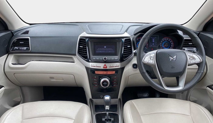 2023 Mahindra XUV300 W8 (O) 1.2 PETROL AMT, Petrol, Automatic, 5,990 km, Dashboard