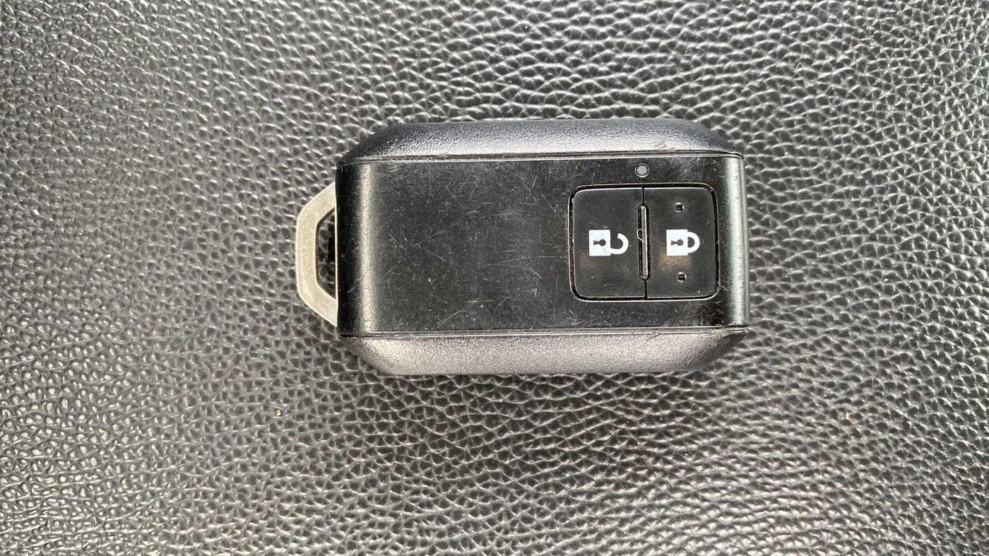 2019 Maruti Baleno ZETA PETROL 1.2, Petrol, Manual, 36,144 km, Key Close Up
