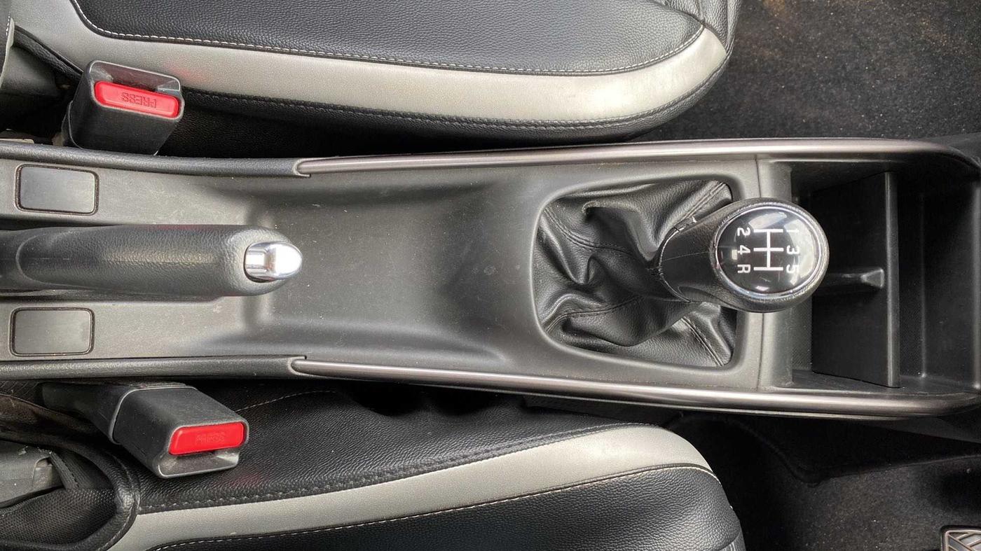 2019 Maruti Baleno ZETA PETROL 1.2, Petrol, Manual, 36,144 km, Gear Lever