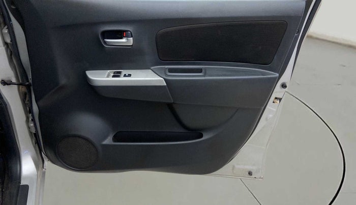 2012 Maruti Wagon R 1.0 LXI, Petrol, Manual, 32,697 km, Driver Side Door Panels Control