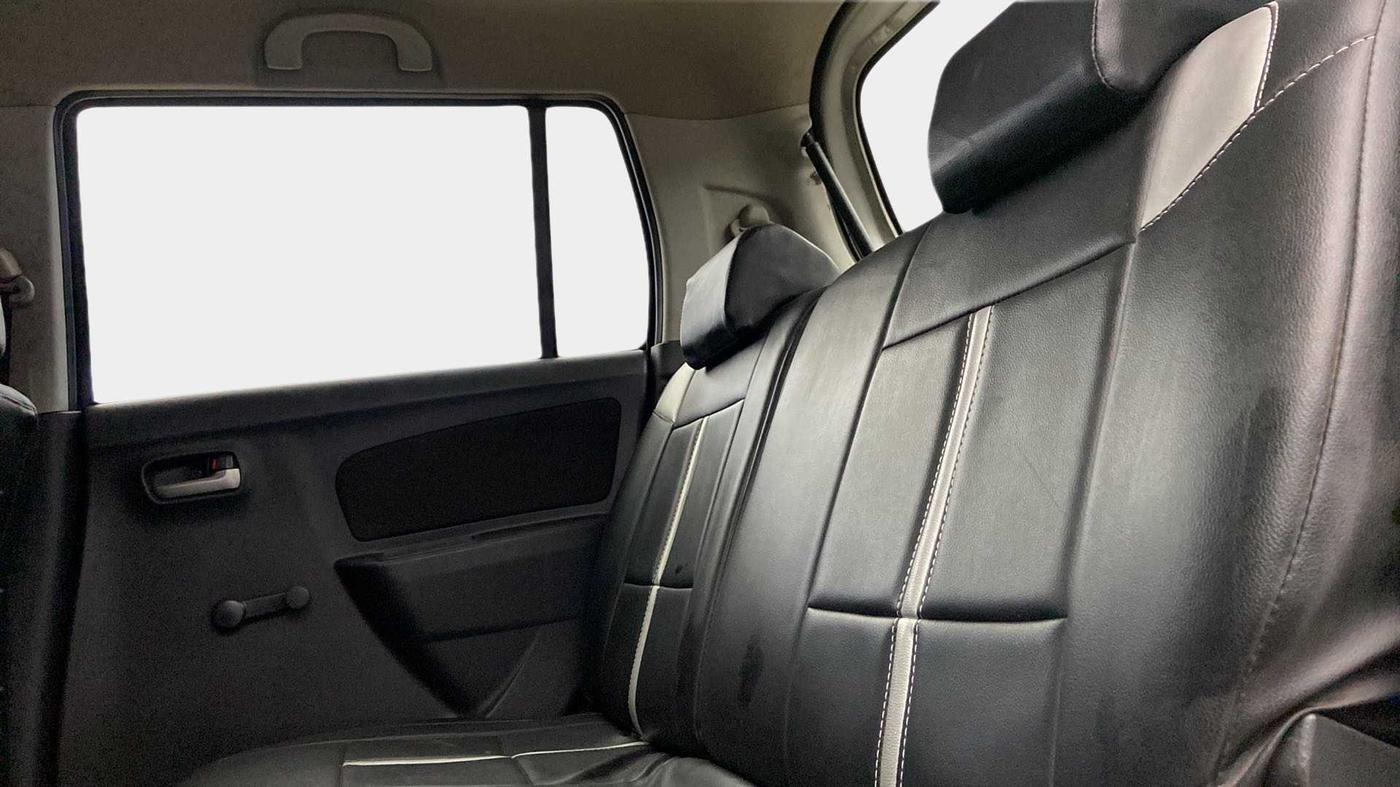2012 Maruti Wagon R 1.0 LXI, Petrol, Manual, 32,697 km, Right Side Rear Door Cabin