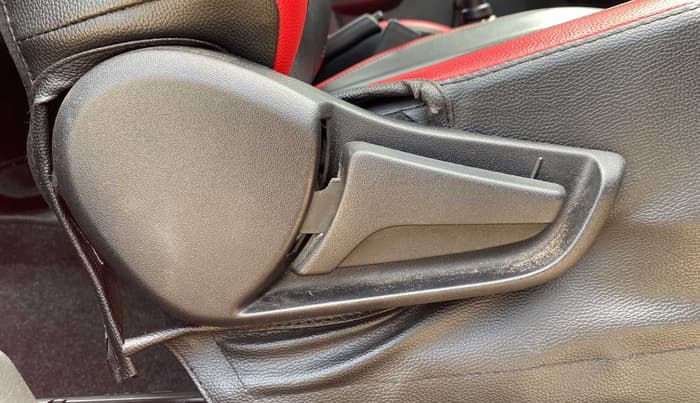 2022 Maruti Alto K10 LXI, Petrol, Manual, 8,233 km, Driver Side Adjustment Panel