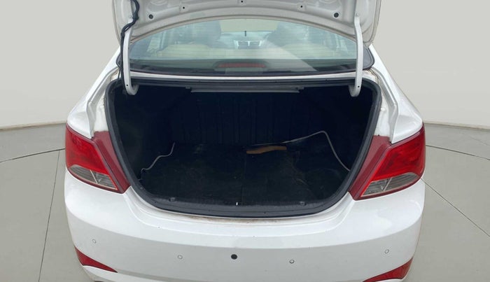 2015 Hyundai Verna FLUIDIC 1.6 CRDI S 4S, Diesel, Manual, 46,680 km, Boot Door Open
