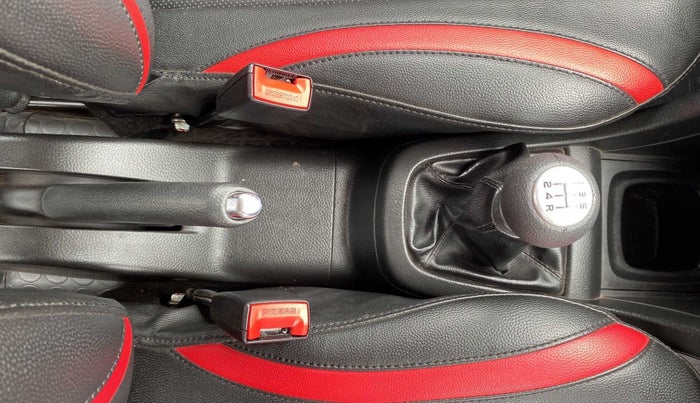 2016 Maruti Swift VXI, Petrol, Manual, 43,756 km, Gear Lever