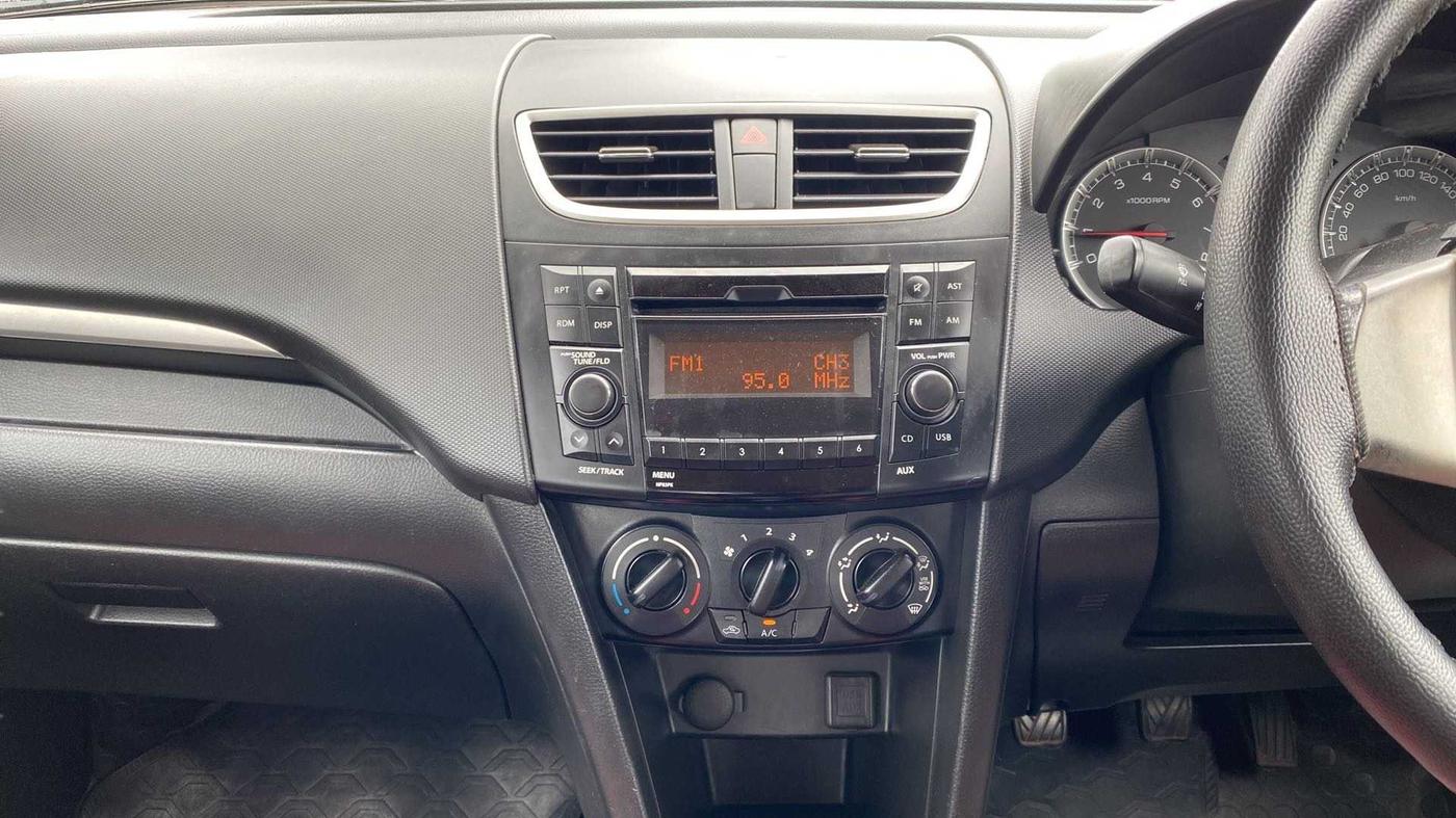 2016 Maruti Swift VXI, Petrol, Manual, 43,756 km, Air Conditioner