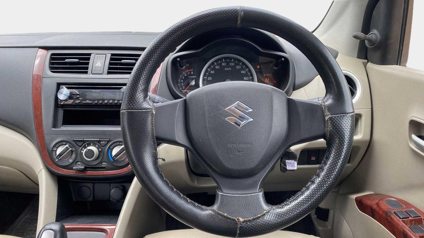 2016 Maruti Celerio VXI AMT (O), Petrol, Automatic, 38,988 km, Steering Wheel Close Up