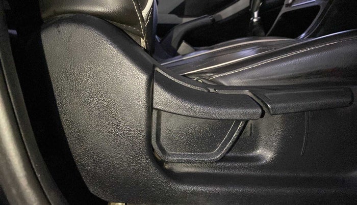 2020 Hyundai Creta SX 1.5 PETROL, Petrol, Manual, 64,212 km, Driver Side Adjustment Panel