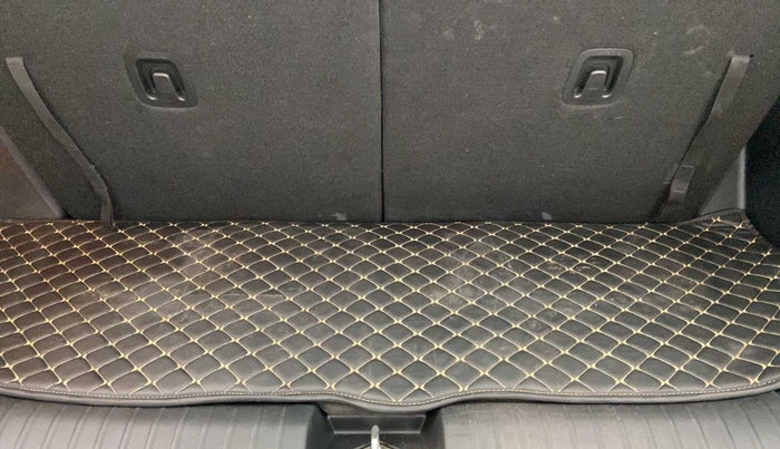 2022 KIA CARENS LUXURY PLUS 1.5 DIESEL AT 6 STR, Diesel, Automatic, 45,296 km, Boot Inside