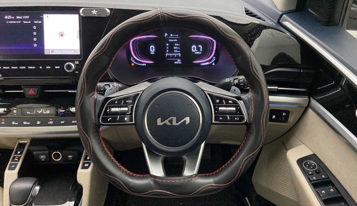 2022 KIA CARENS LUXURY PLUS 1.5 DIESEL AT 6 STR, Diesel, Automatic, 45,296 km, Steering Wheel Close Up