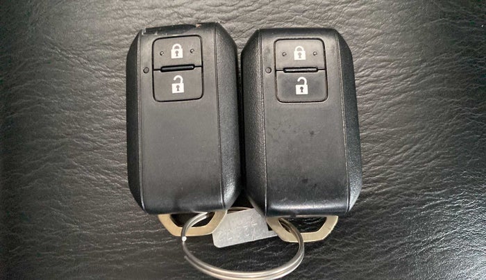 2021 Maruti XL6 ZETA MT, Petrol, Manual, 20,079 km, Key Close Up