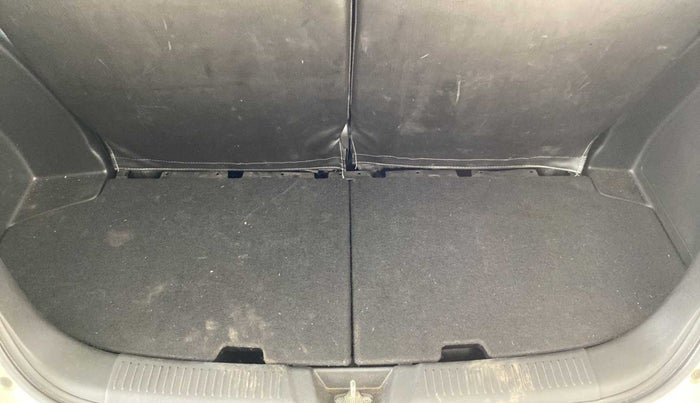 2021 Maruti XL6 ZETA MT, Petrol, Manual, 20,079 km, Boot Inside