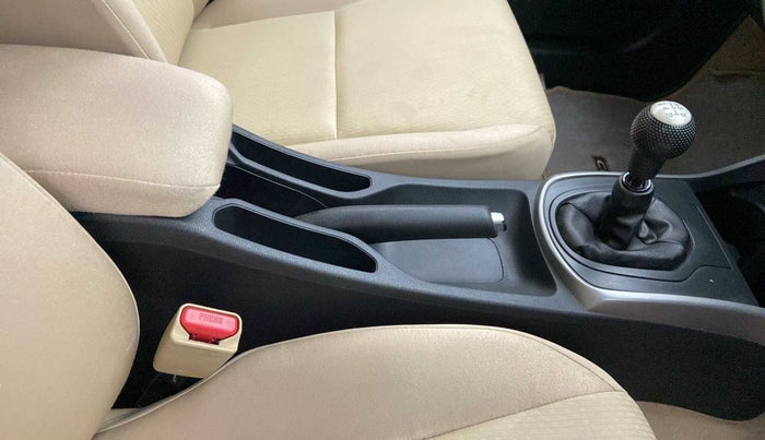 2018 Honda City 1.5L I-VTEC V MT, Petrol, Manual, 43,806 km, Gear Lever