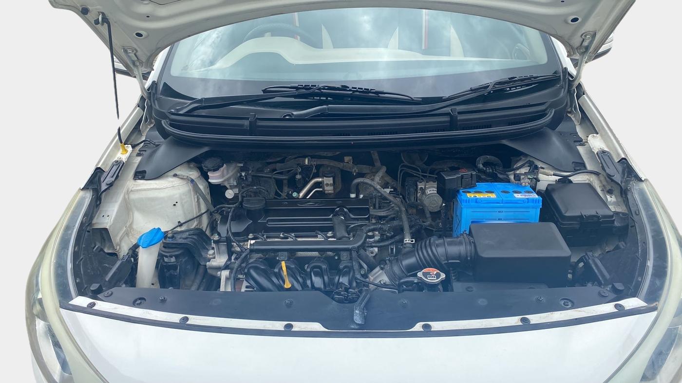 2017 Hyundai Elite i20 ASTA 1.2 (O), Petrol, Manual, 70,835 km, Open Bonet