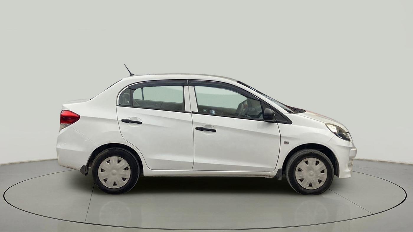 2015 Honda Amaze 1.2L I-VTEC E, Petrol, Manual, 41,645 km, Right Side View
