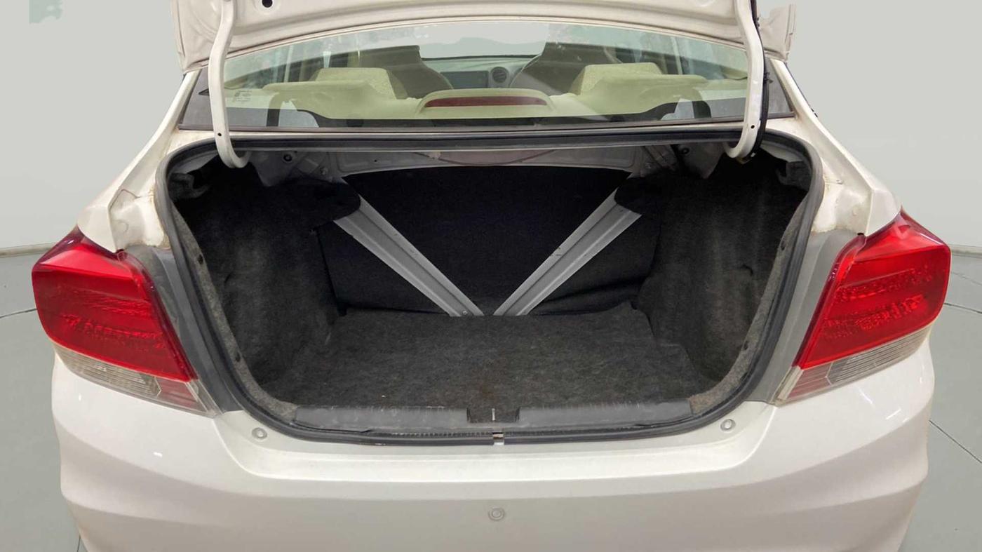 2015 Honda Amaze 1.2L I-VTEC E, Petrol, Manual, 41,645 km, Boot Door Open