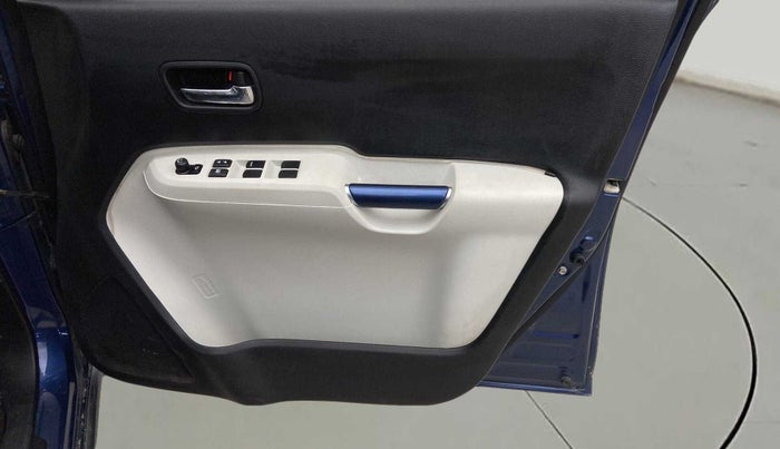 2021 Maruti IGNIS ALPHA 1.2, Petrol, Manual, 30,314 km, Driver Side Door Panels Control