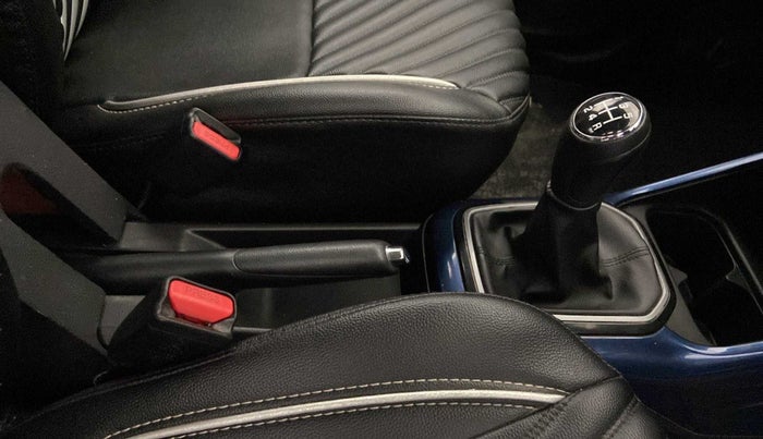 2021 Maruti IGNIS ALPHA 1.2, Petrol, Manual, 30,314 km, Gear Lever