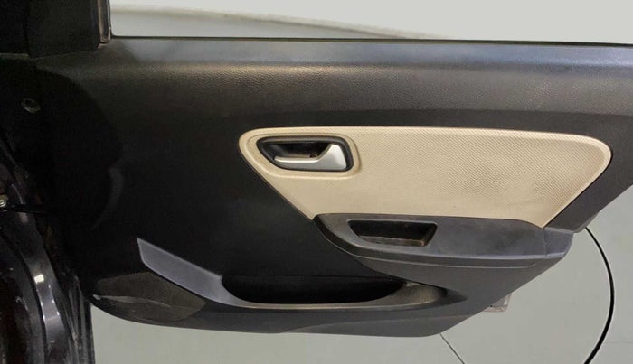 2019 Maruti Alto LXI CNG, CNG, Manual, 56,266 km, Driver Side Door Panels Control