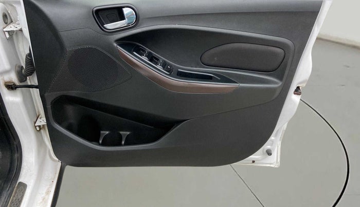 2019 Ford FREESTYLE TITANIUM 1.2 PETROL, Petrol, Manual, 35,429 km, Driver Side Door Panels Control