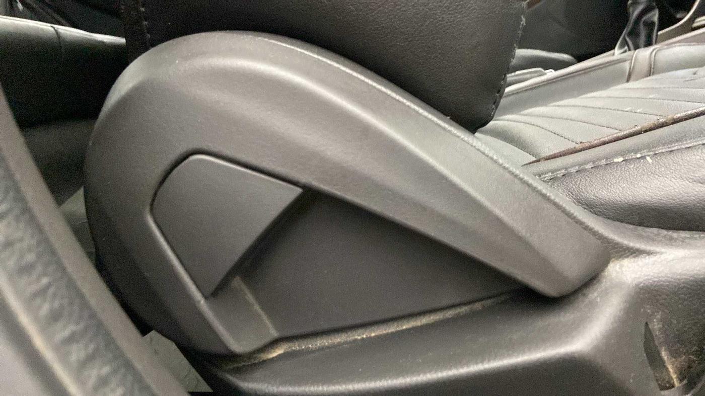 2019 Ford FREESTYLE TITANIUM 1.2 PETROL, Petrol, Manual, 35,429 km, Driver Side Adjustment Panel