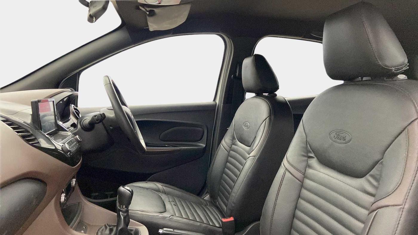 2019 Ford FREESTYLE TITANIUM 1.2 PETROL, Petrol, Manual, 35,429 km, Right Side Front Door Cabin