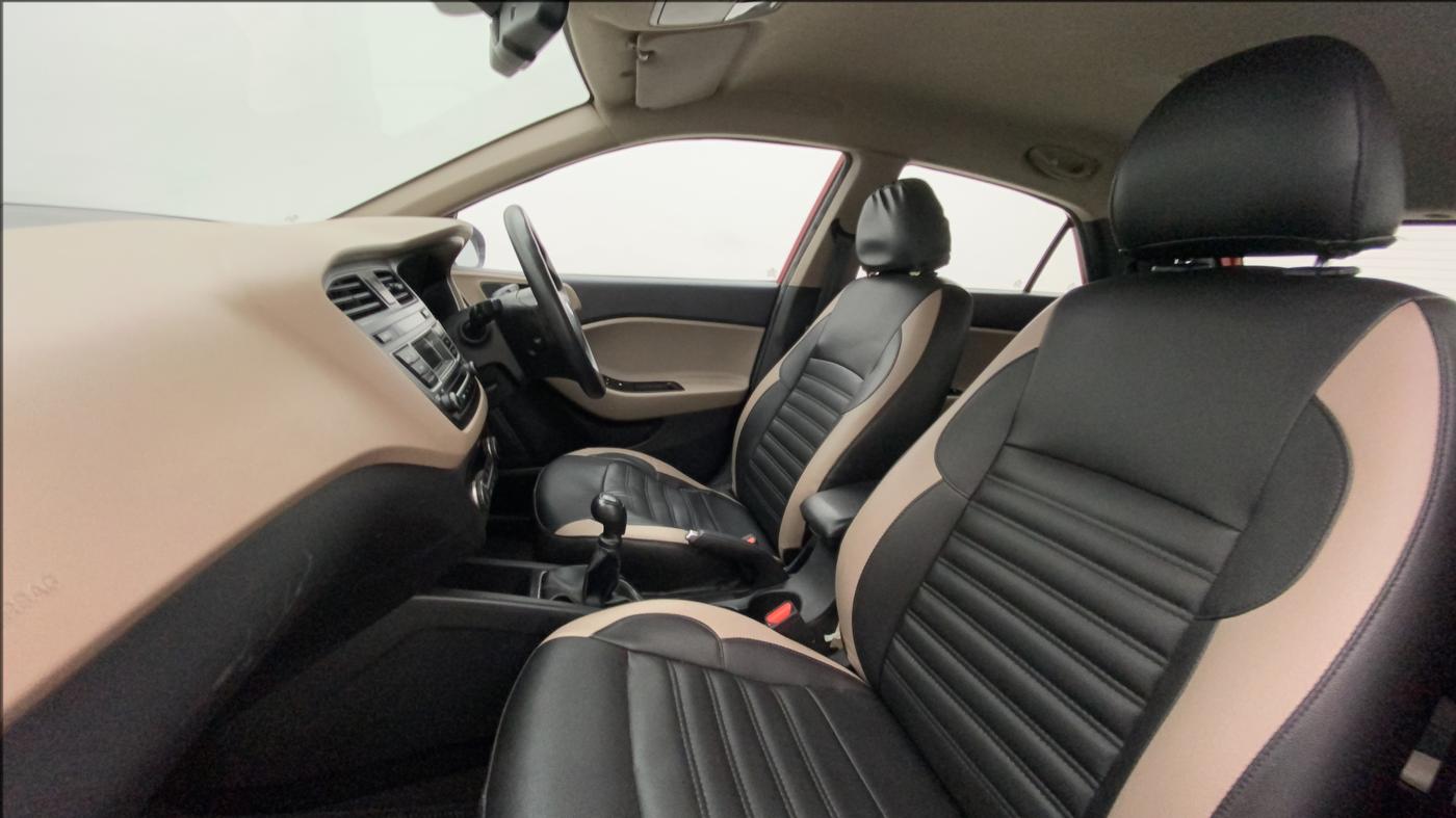 2016 Hyundai Elite i20 SPORTZ 1.2, Petrol, Manual, 88,736 km, Right Side Front Door Cabin