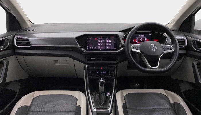 2022 Volkswagen TAIGUN TOPLINE 1.0 TSI AT, Petrol, Automatic, 36,216 km, Dashboard