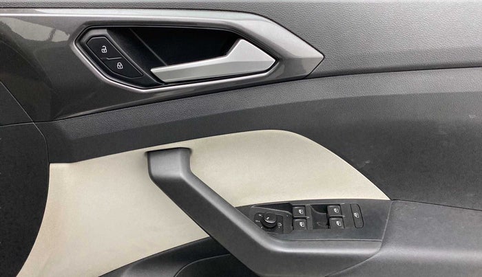 2022 Volkswagen TAIGUN TOPLINE 1.0 TSI AT, Petrol, Automatic, 36,216 km, Driver Side Door Panels Control