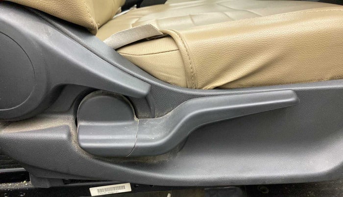 2019 Honda Amaze 1.2L I-VTEC S, Petrol, Manual, 17,135 km, Driver Side Adjustment Panel