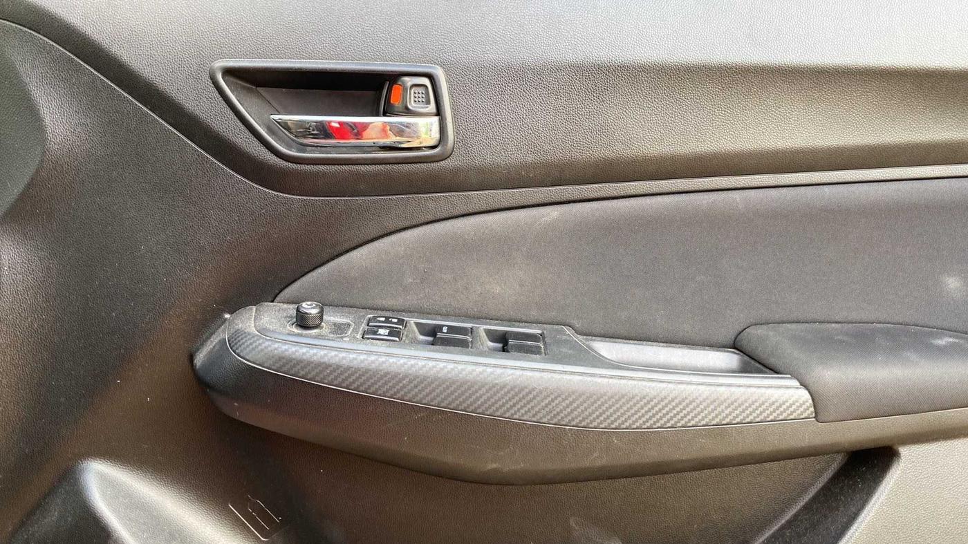 2021 Maruti Swift VXI, Petrol, Manual, 23,180 km, Driver Side Door Panels Control