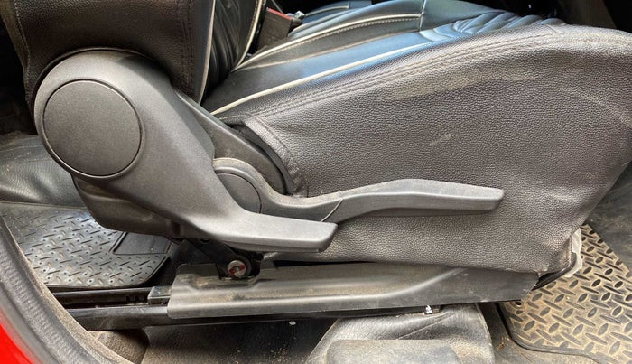 2021 Maruti Swift VXI, Petrol, Manual, 23,180 km, Driver Side Adjustment Panel