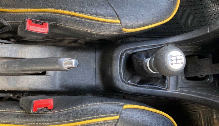 2015 Maruti Swift VDI ABS, Diesel, Manual, 90,513 km, Gear Lever