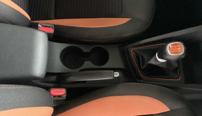 2016 Hyundai i20 Active 1.2 SX, Petrol, Manual, 50,950 km, Gear Lever