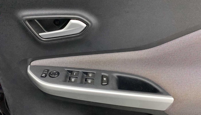 2021 Nissan MAGNITE XV MT, Petrol, Manual, 12,174 km, Driver Side Door Panels Control