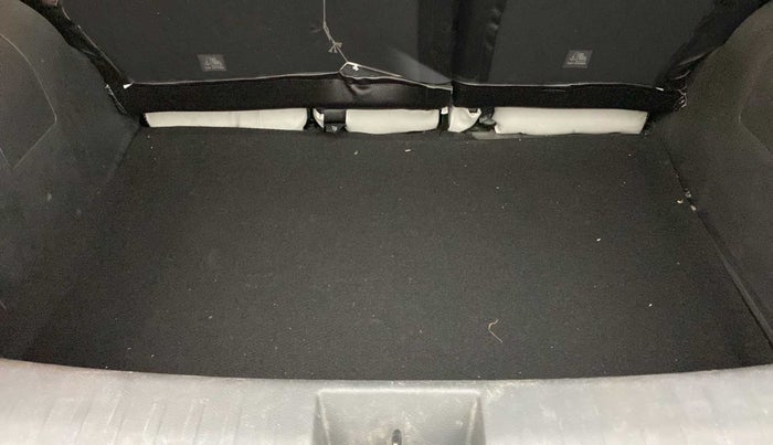 2021 Nissan MAGNITE XV MT, Petrol, Manual, 12,174 km, Boot Inside