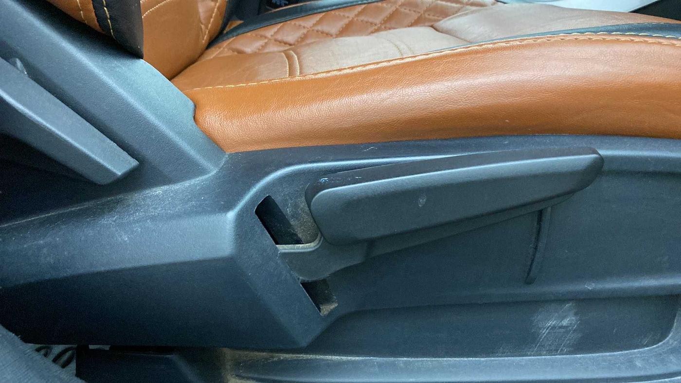 2020 Tata ALTROZ XZ PETROL, CNG, Manual, 35,548 km, Driver Side Adjustment Panel