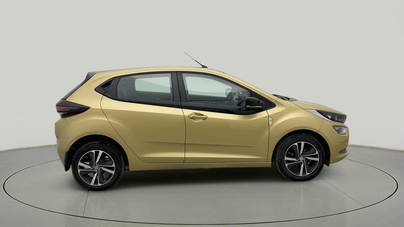 2020 Tata ALTROZ XZ PETROL, CNG, Manual, 35,548 km, Right Side View