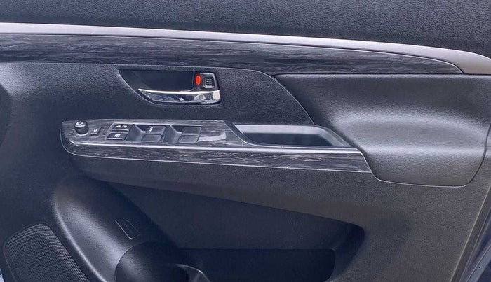 2022 Maruti XL6 ALPHA PLUS AT, Petrol, Automatic, 10,786 km, Driver Side Door Panels Control