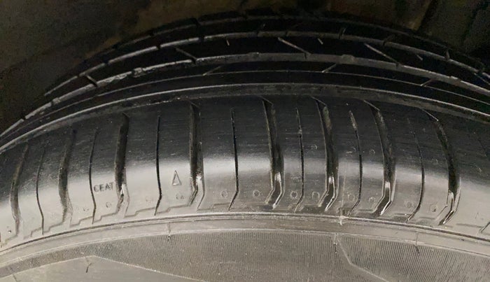 2018 Tata NEXON XZA PLUS PETROL, Petrol, Automatic, 52,007 km, Left Rear Tyre Tread