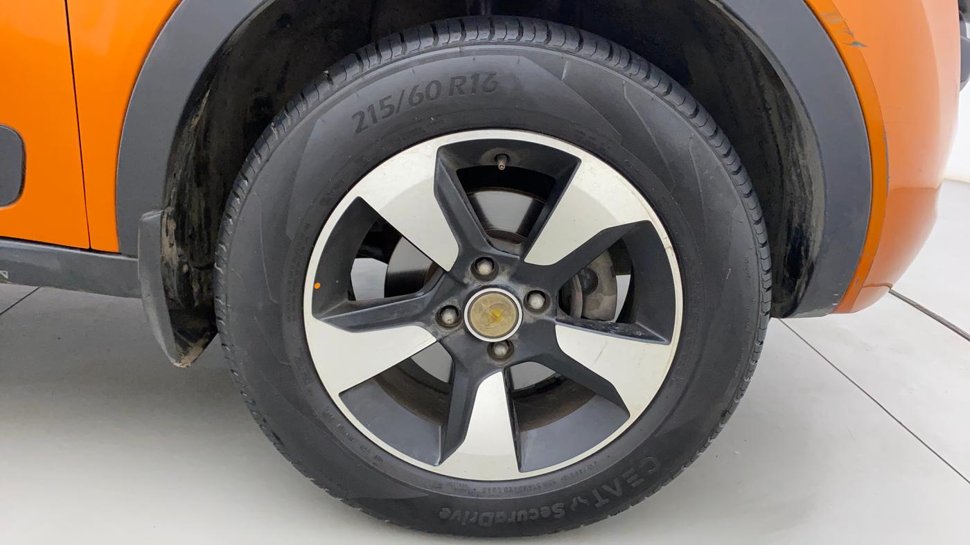 2018 Tata NEXON XZA PLUS PETROL, Petrol, Automatic, 52,007 km, Right Front Wheel