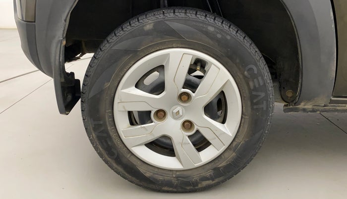 2019 Renault Kwid RXT 1.0 AMT (O), Petrol, Automatic, 33,894 km, Right Rear Wheel