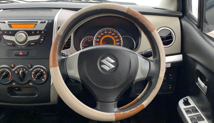 2013 Maruti Wagon R 1.0 VXI, Petrol, Manual, 47,977 km, Steering Wheel Close Up