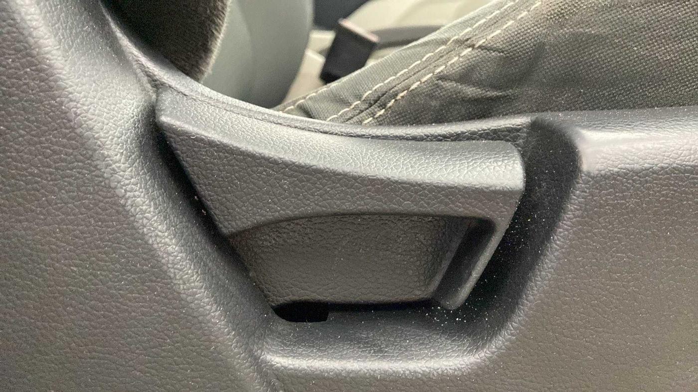 2019 Mahindra XUV300 W4 1.2 PETROL, Petrol, Manual, 59,332 km, Driver Side Adjustment Panel