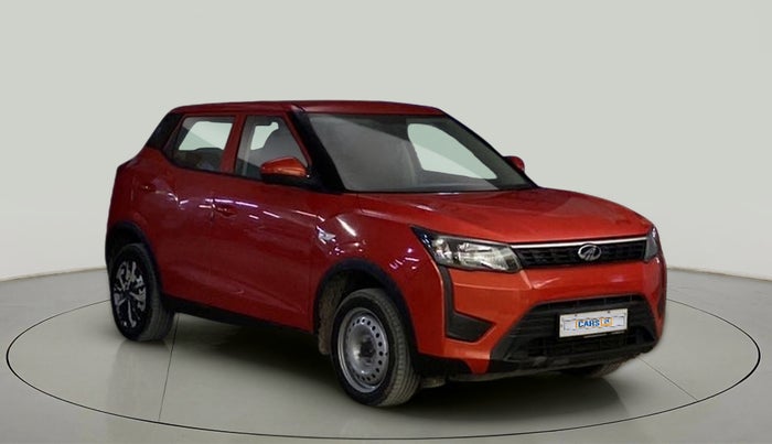 2019 Mahindra XUV300 W4 1.2 PETROL, Petrol, Manual, 59,332 km, Right Front Diagonal