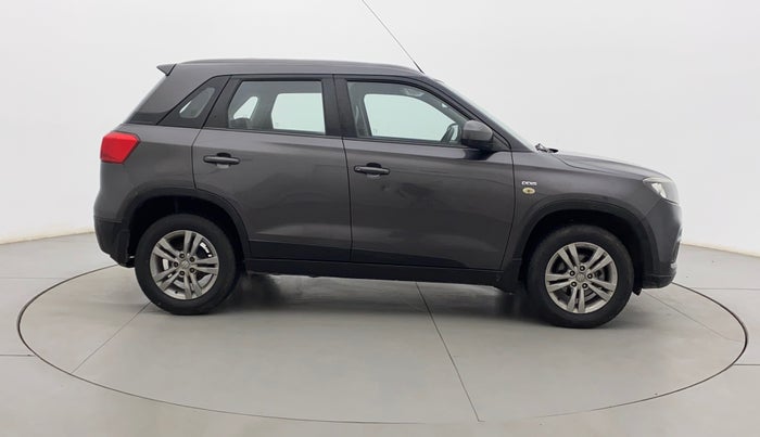 2017 Maruti Vitara Brezza ZDI, Diesel, Manual, 57,761 km, Right Side View