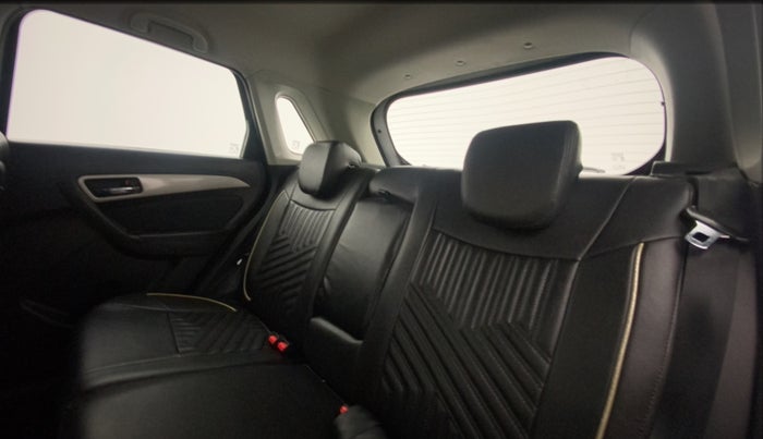2017 Maruti Vitara Brezza ZDI, Diesel, Manual, 57,761 km, Right Side Rear Door Cabin