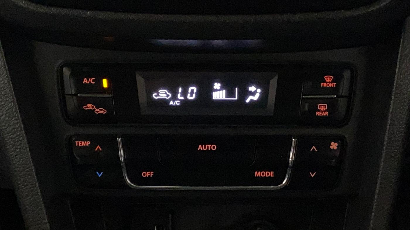 2017 Maruti Vitara Brezza ZDI, Diesel, Manual, 57,761 km, Automatic Climate Control